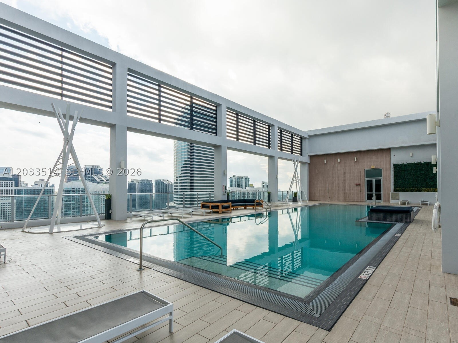 CENTRO CONDO - Residential
