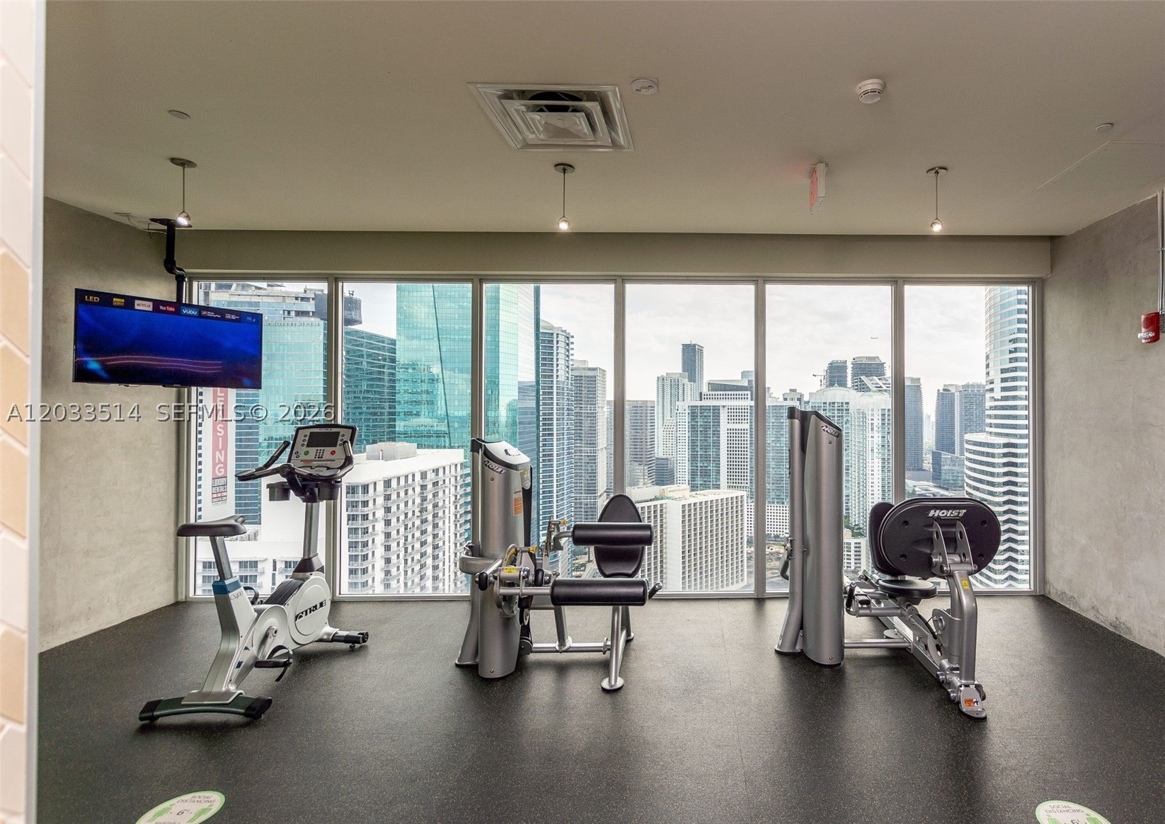 CENTRO CONDO - Residential
