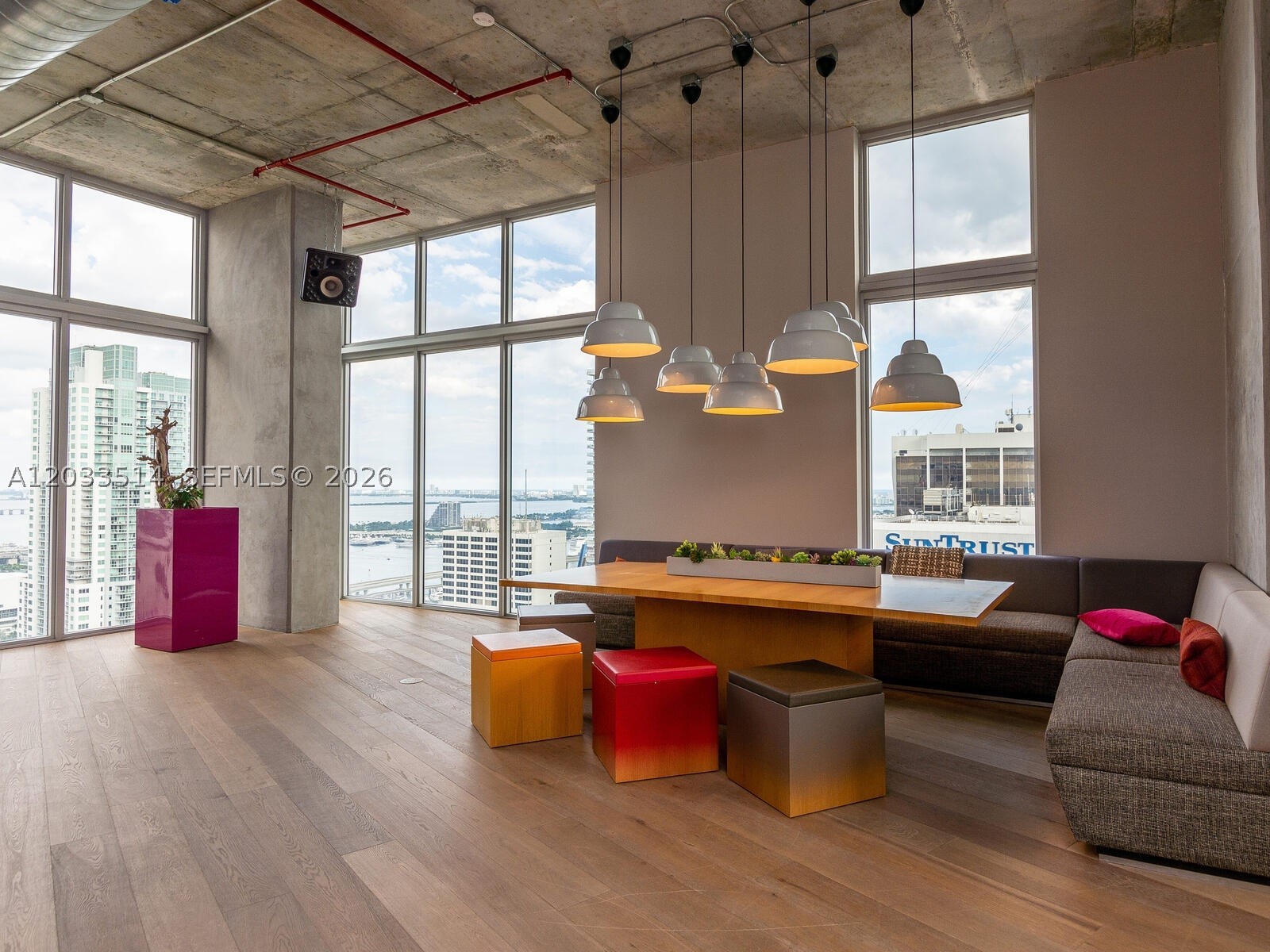 CENTRO CONDO - Residential