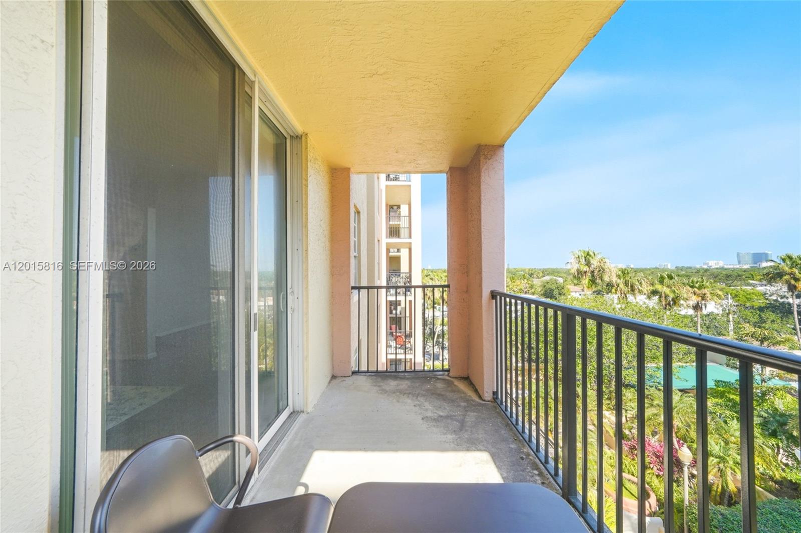 LAS OLAS BY THE RIVER CON - Residential