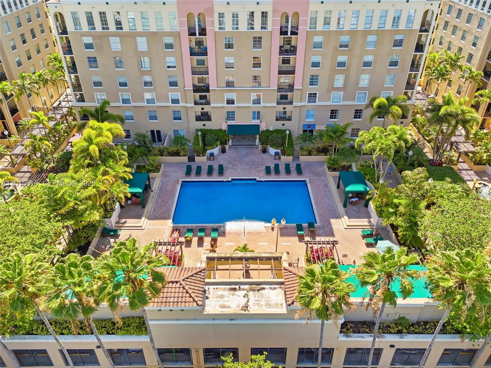 LAS OLAS BY THE RIVER CON - Residential