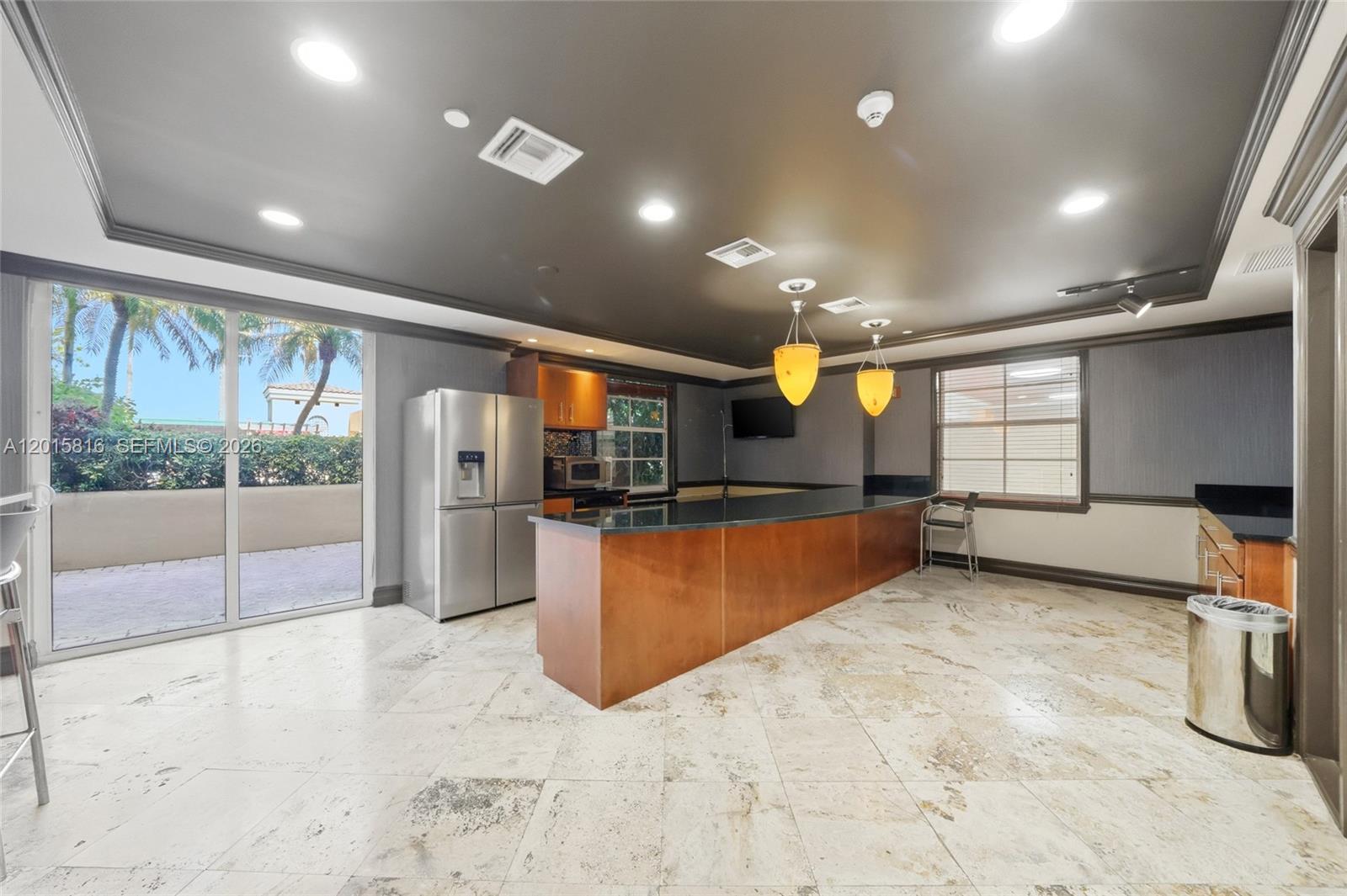 LAS OLAS BY THE RIVER CON - Residential