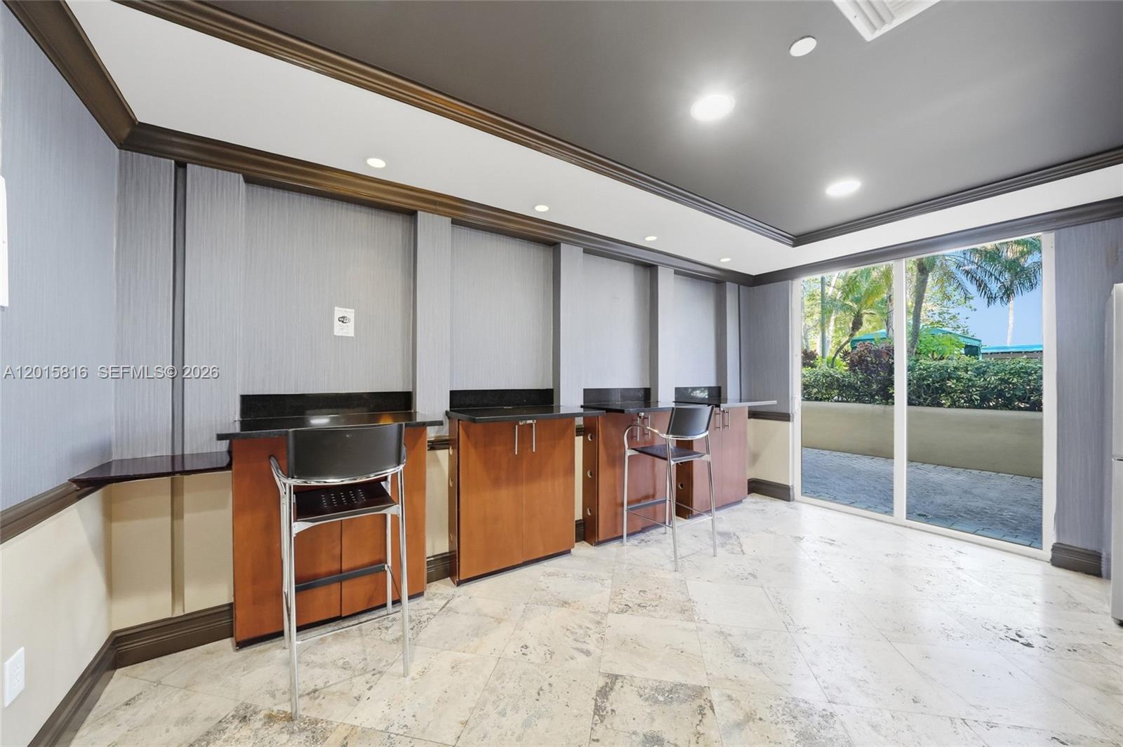LAS OLAS BY THE RIVER CON - Residential