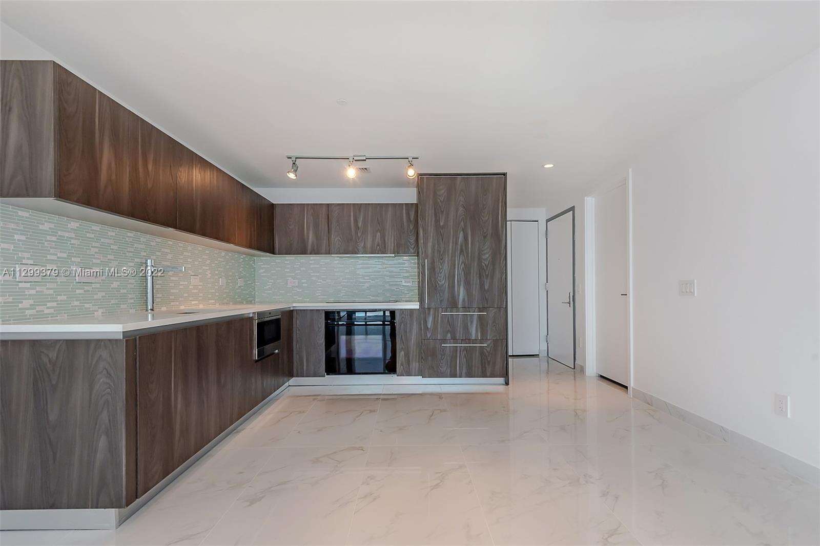 One Paraiso - Residential Lease