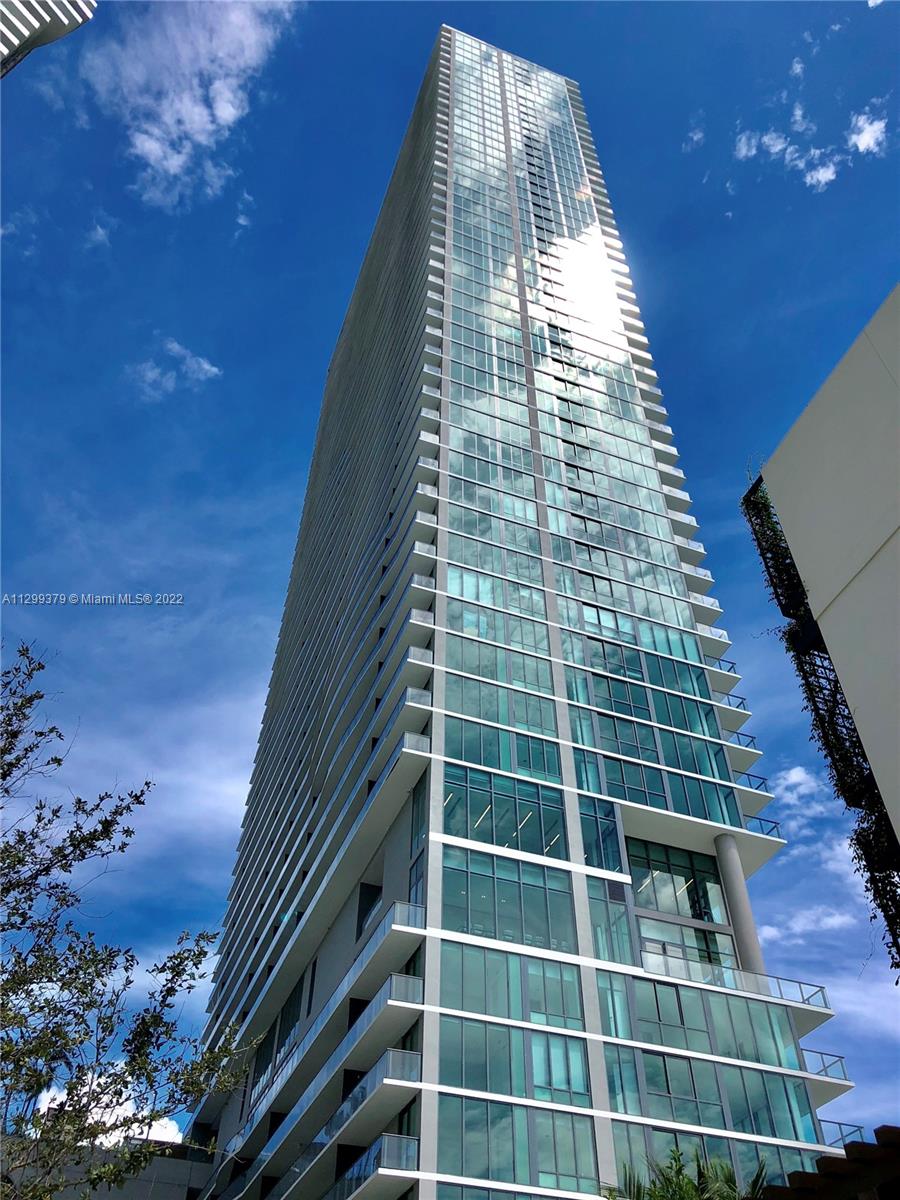 One Paraiso - Residential Lease