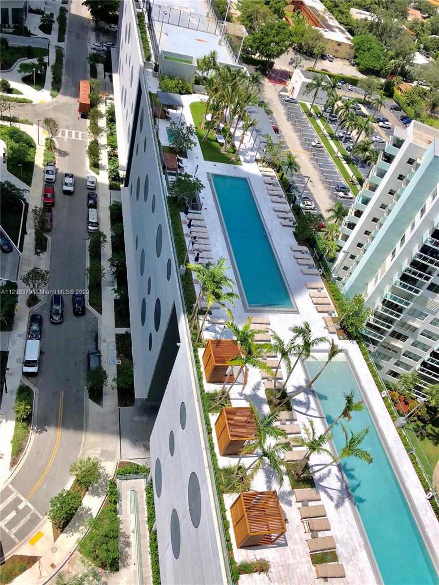 One Paraiso - Residential Lease