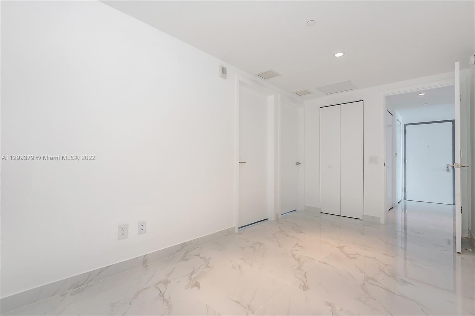 One Paraiso - Residential Lease