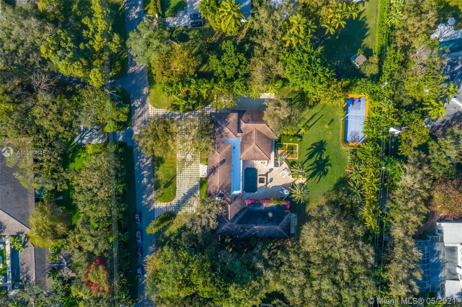 SNAPPER CREEK LAKES SUB - Residential