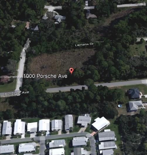 SEBRING COUNTRY ESTATES - Land