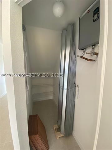 VIA VENTURA NEIGHBORHOOD - Residential Lease