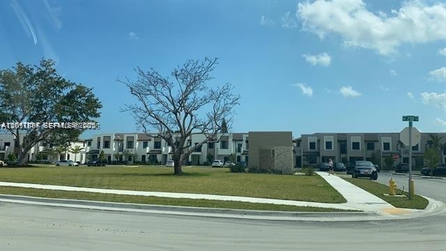 VIA VENTURA NEIGHBORHOOD - Residential Lease