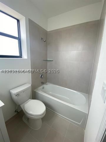VIA VENTURA NEIGHBORHOOD - Residential Lease