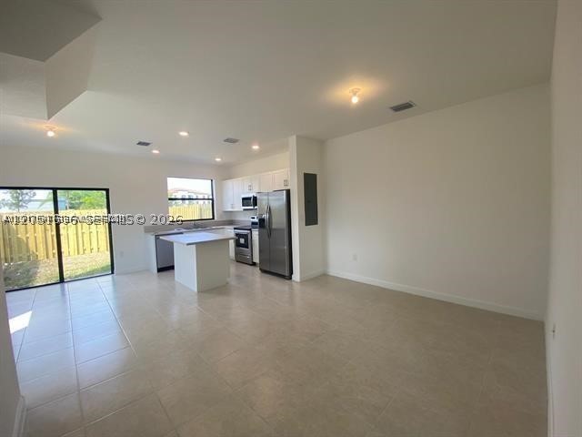 VIA VENTURA NEIGHBORHOOD - Residential Lease