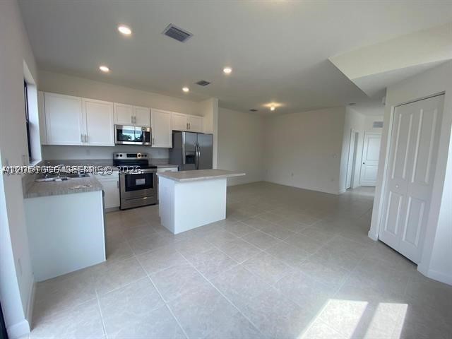 VIA VENTURA NEIGHBORHOOD - Residential Lease