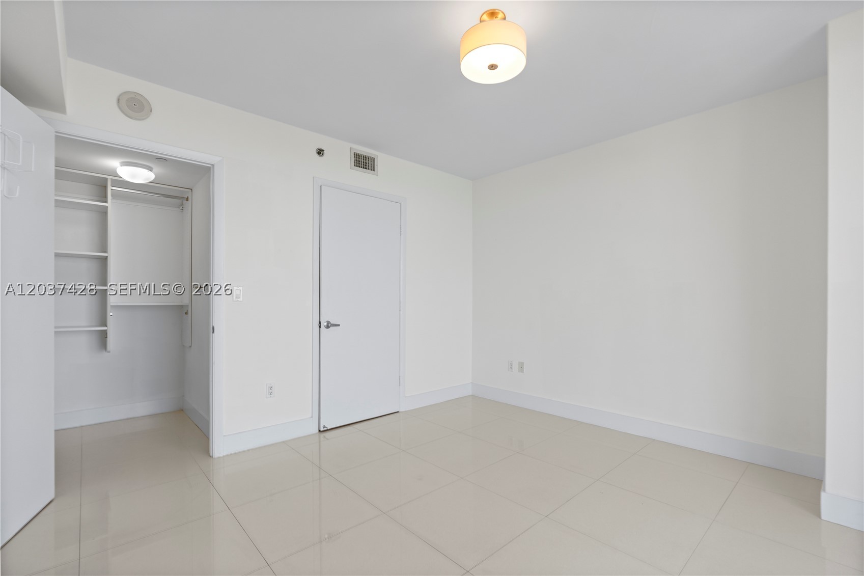 50 Biscayne - Residential Lease