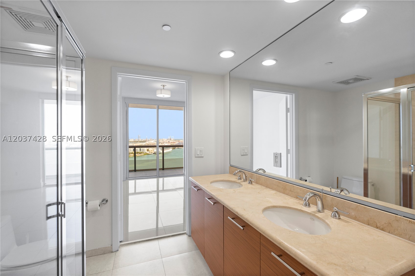 50 Biscayne - Residential Lease