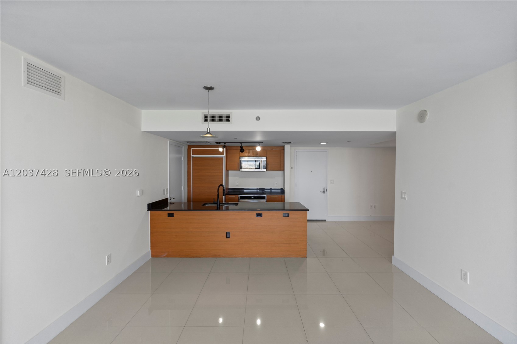 50 Biscayne - Residential Lease
