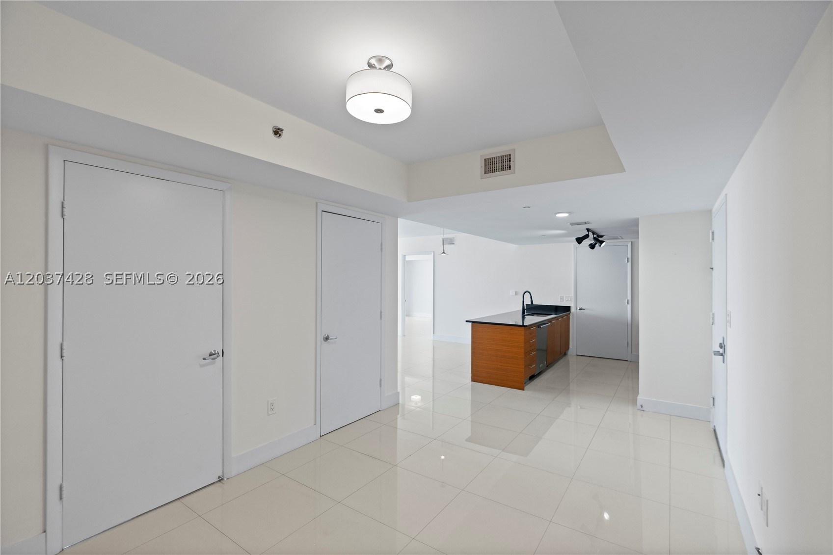 50 Biscayne - Residential Lease