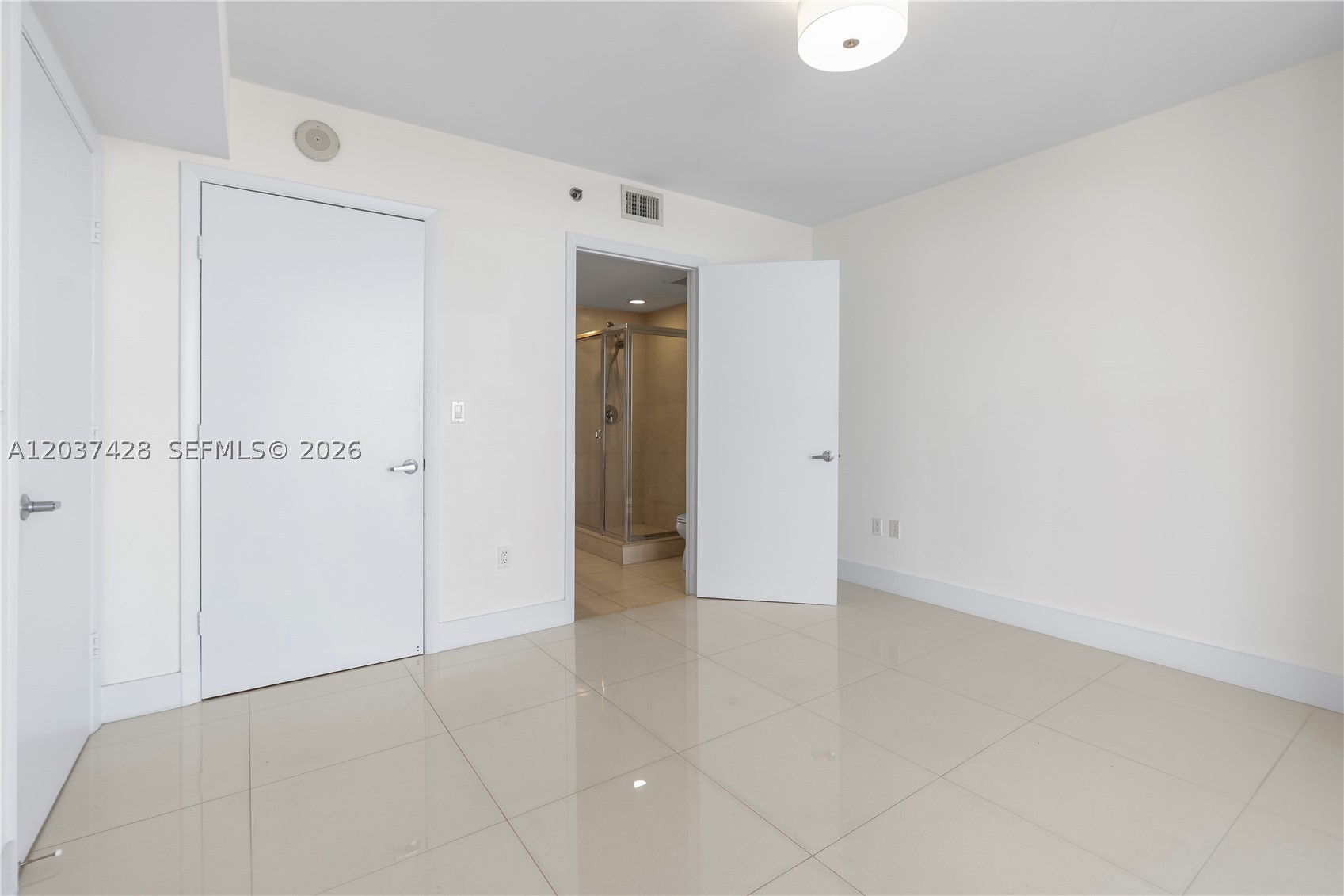50 Biscayne - Residential Lease