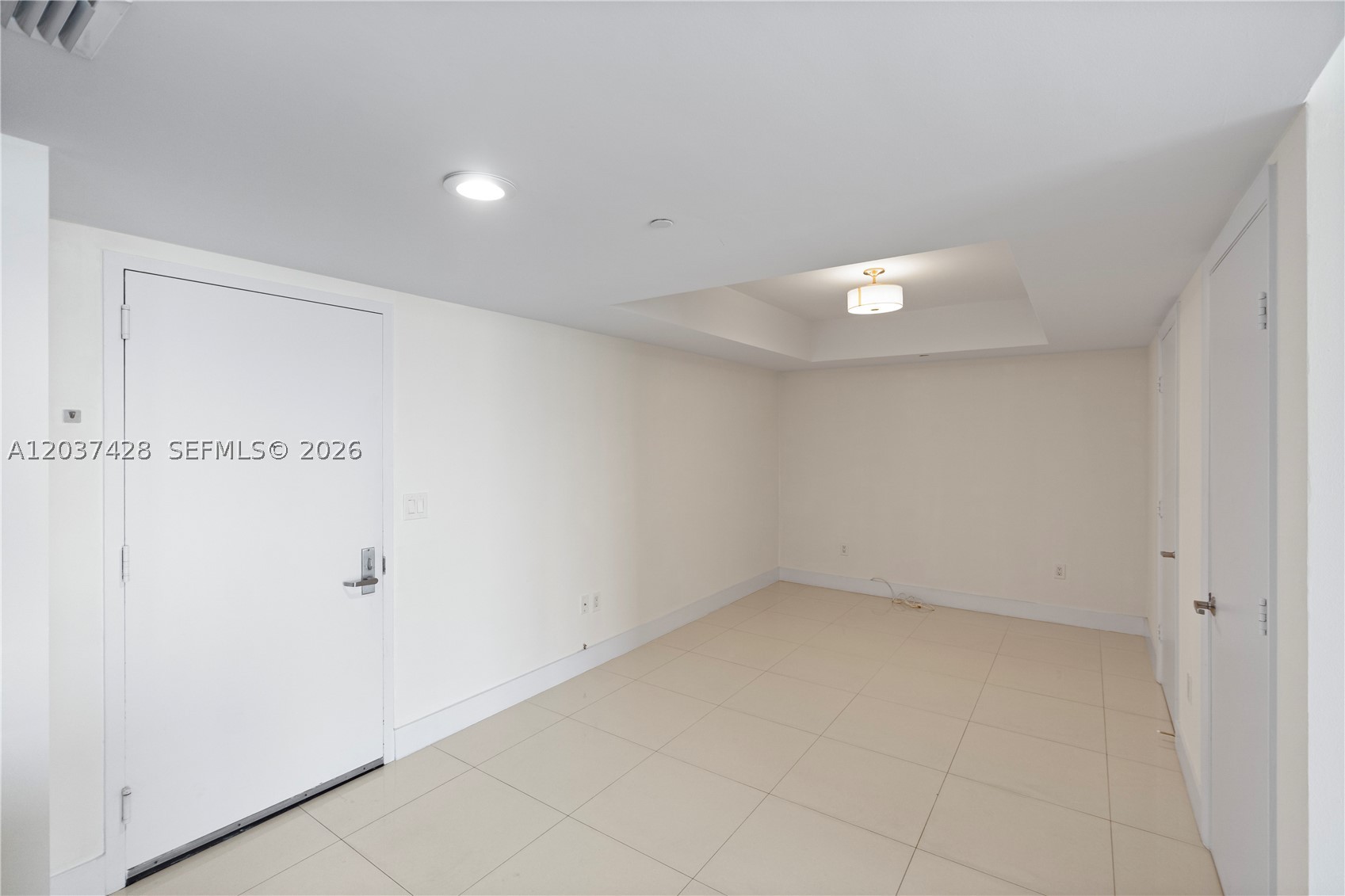 50 Biscayne - Residential Lease