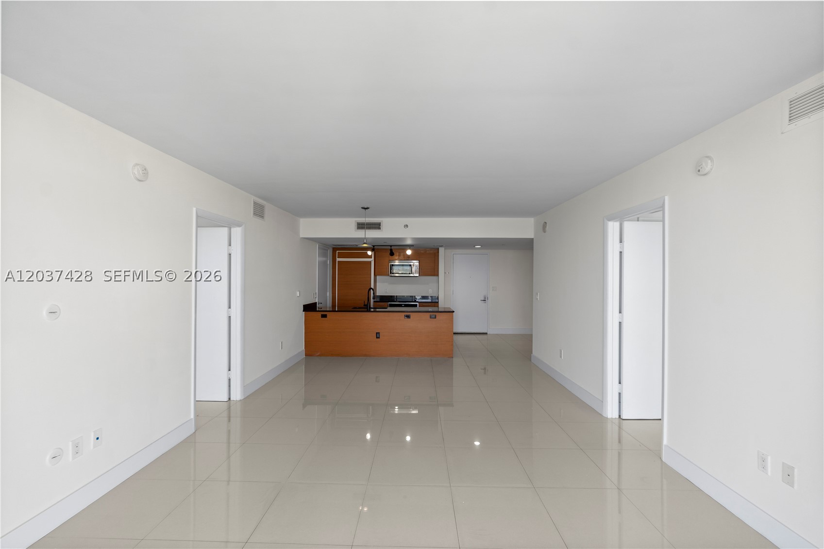 50 Biscayne - Residential Lease