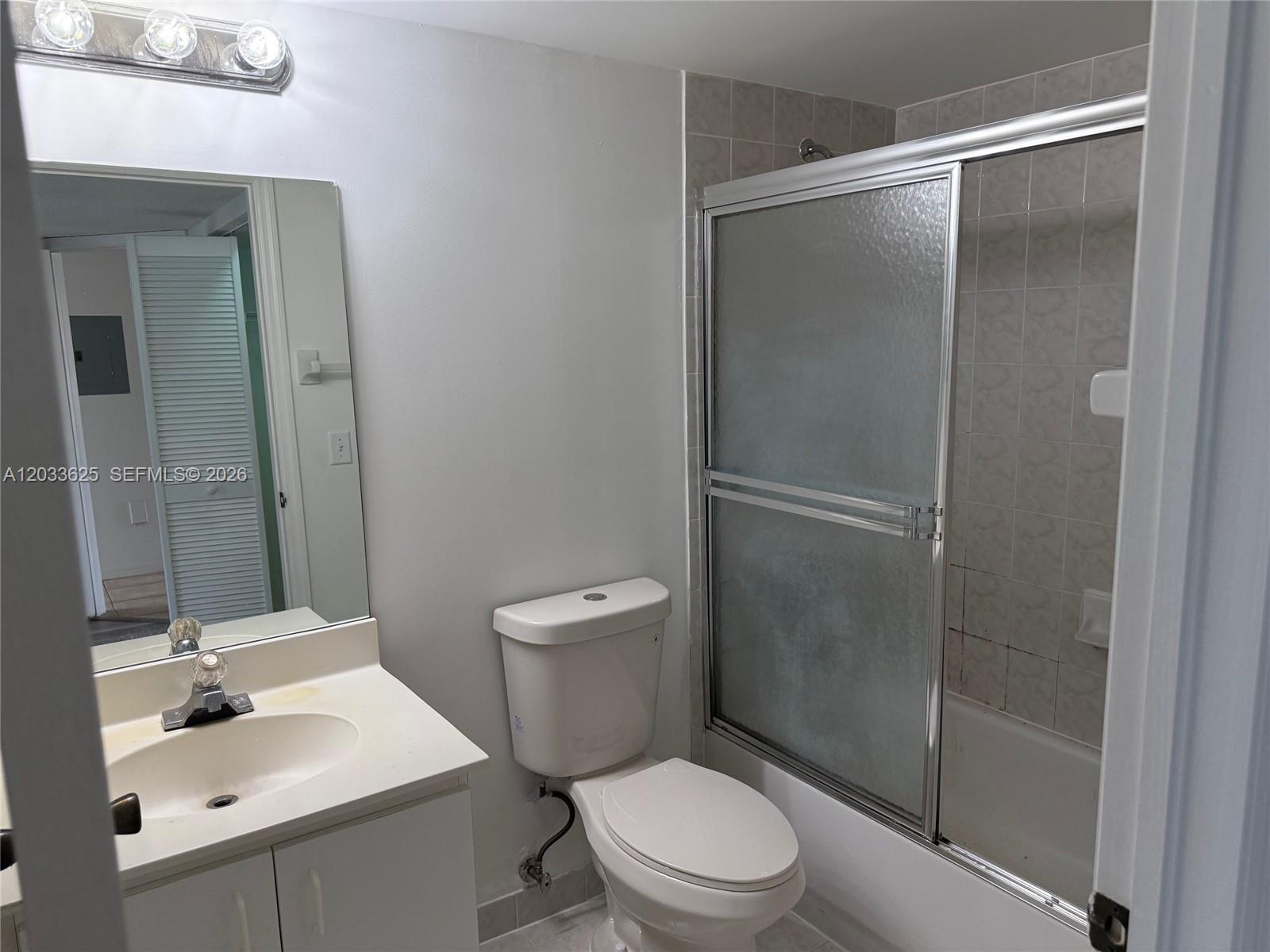 LAGO LINDO TOWNVILLAS CON - Residential Lease
