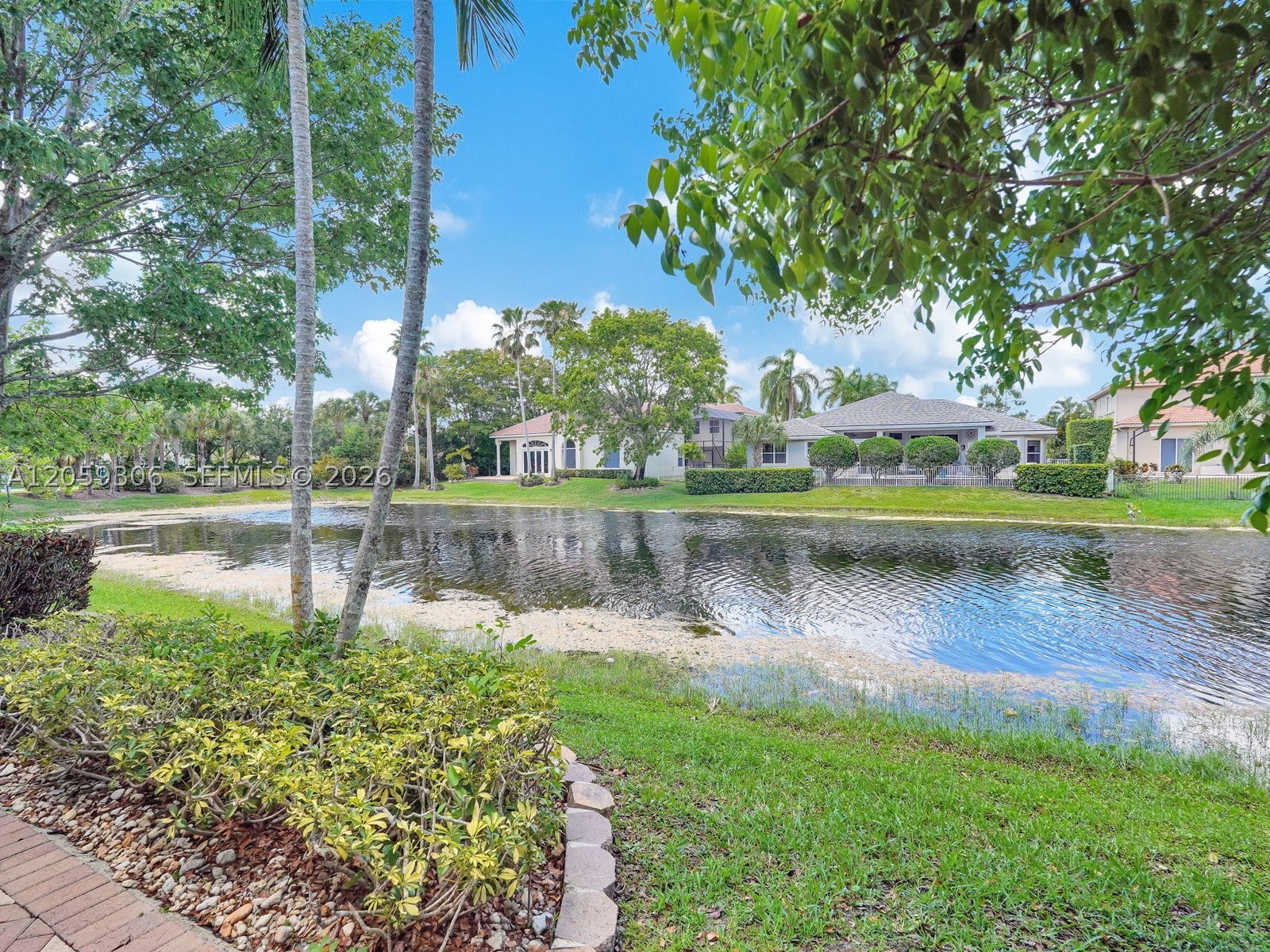 HERON BAY THREE - Residential