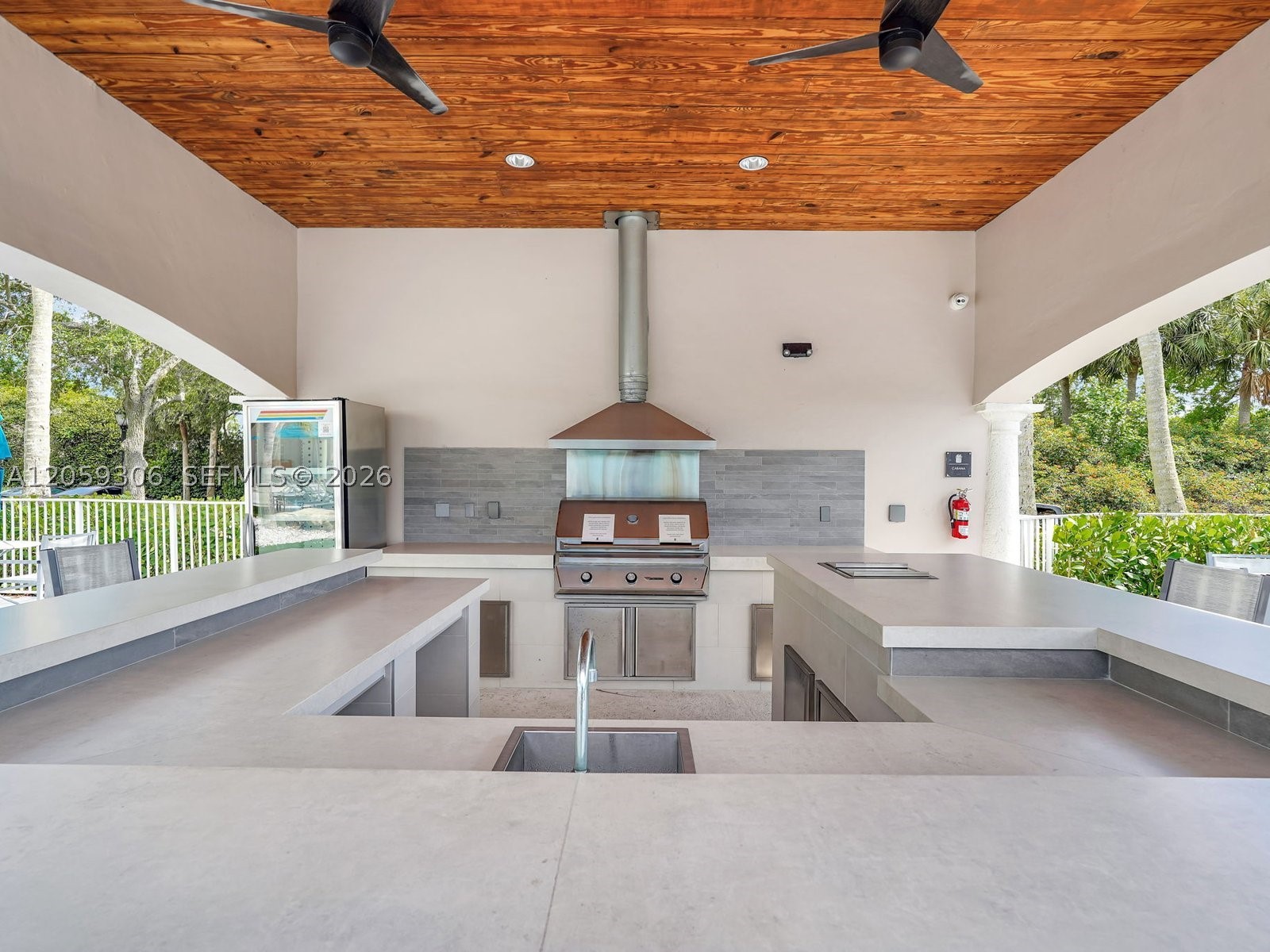 HERON BAY THREE - Residential