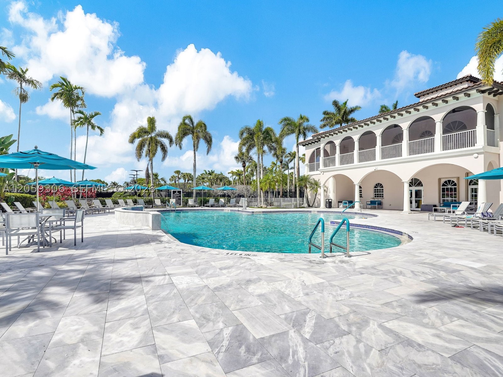 HERON BAY THREE - Residential