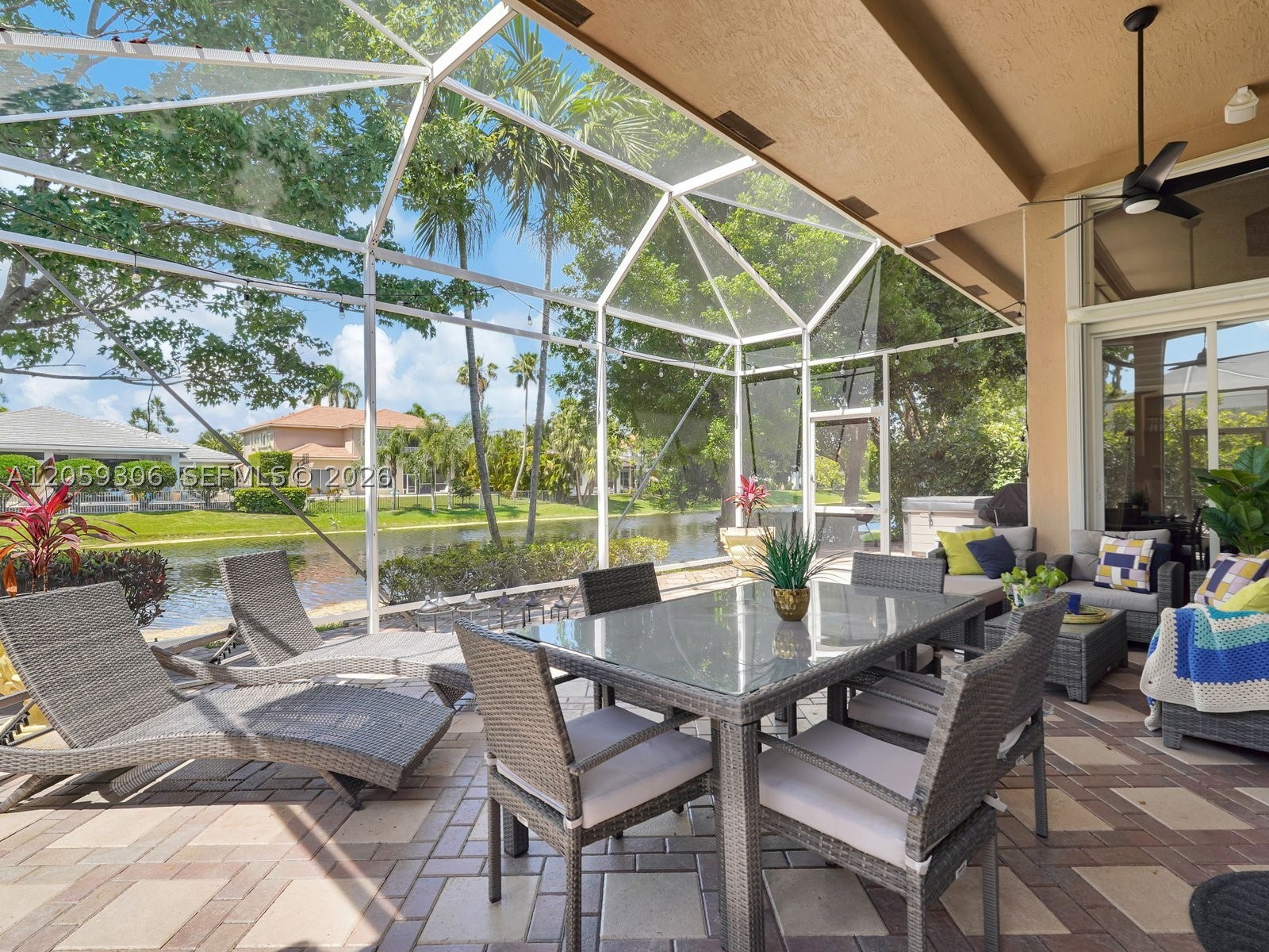 HERON BAY THREE - Residential