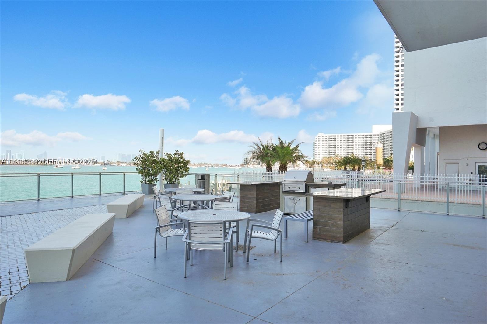 MIRADOR 1200 CONDO - Residential
