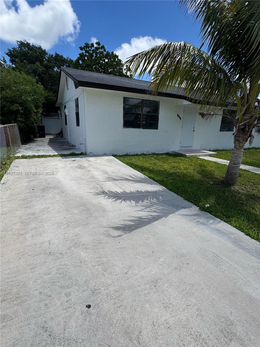 Remodeled Home! New Floor! New Kitchen!!! New Bathrooms.