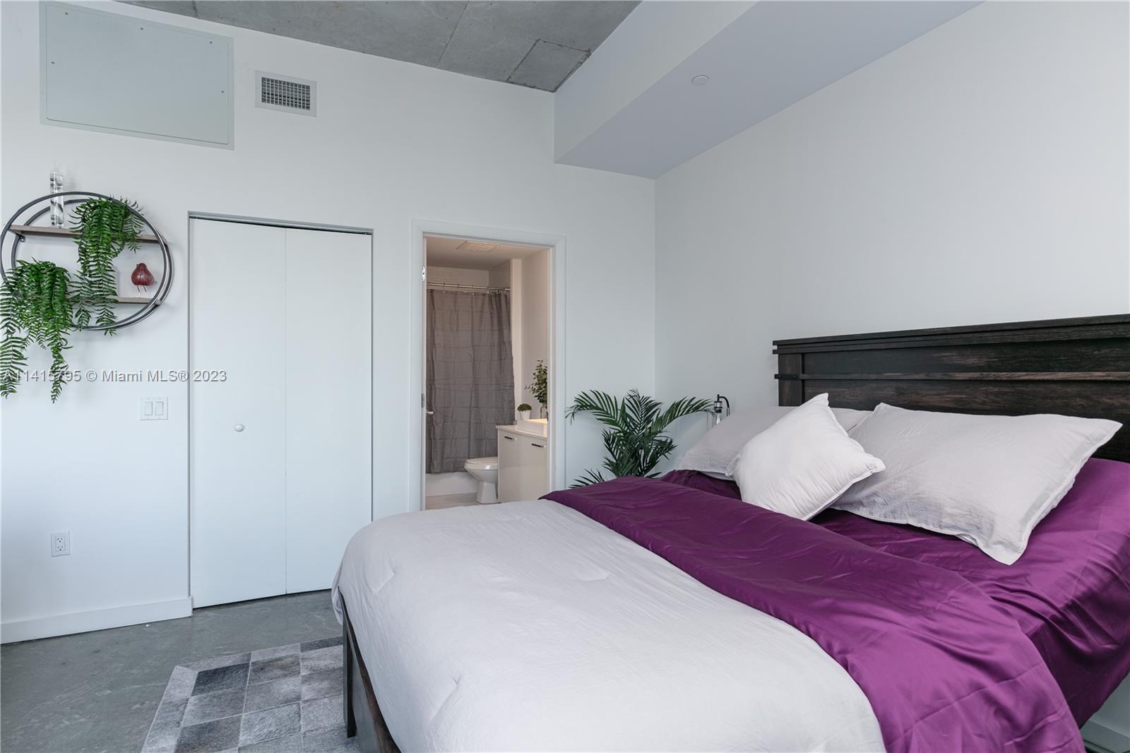 CENTRO CONDO - Residential Lease