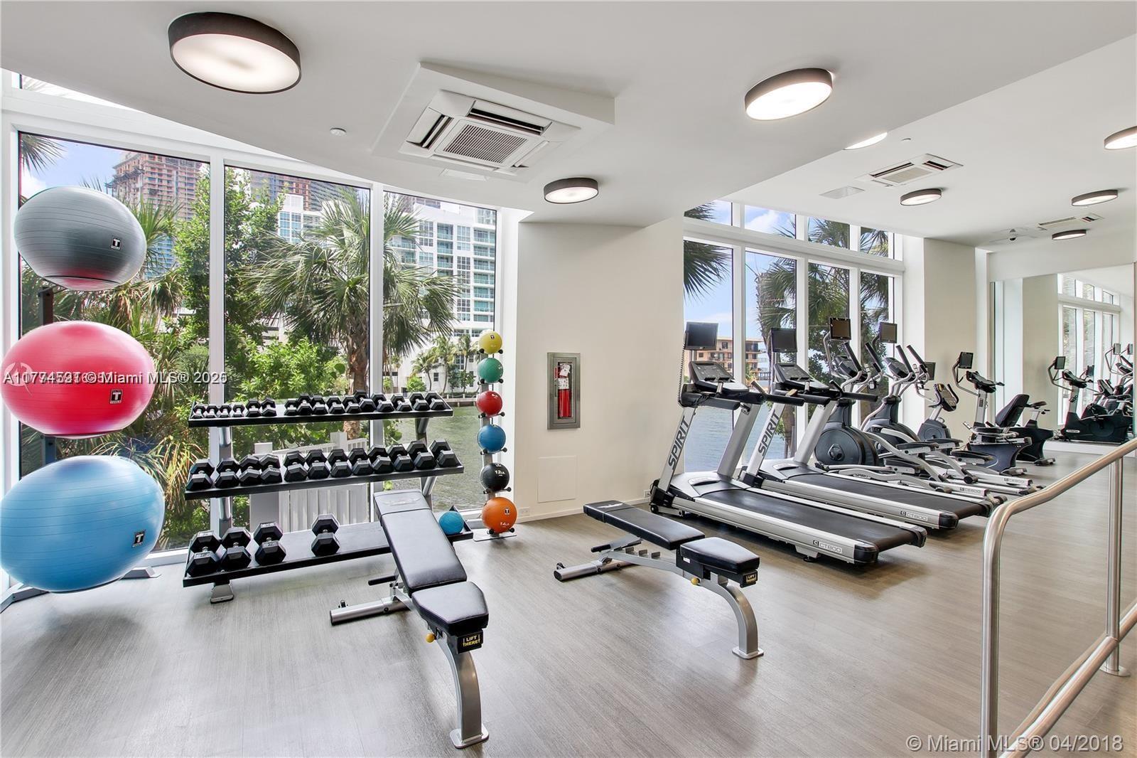THE CRIMSON CONDO - Residential Lease