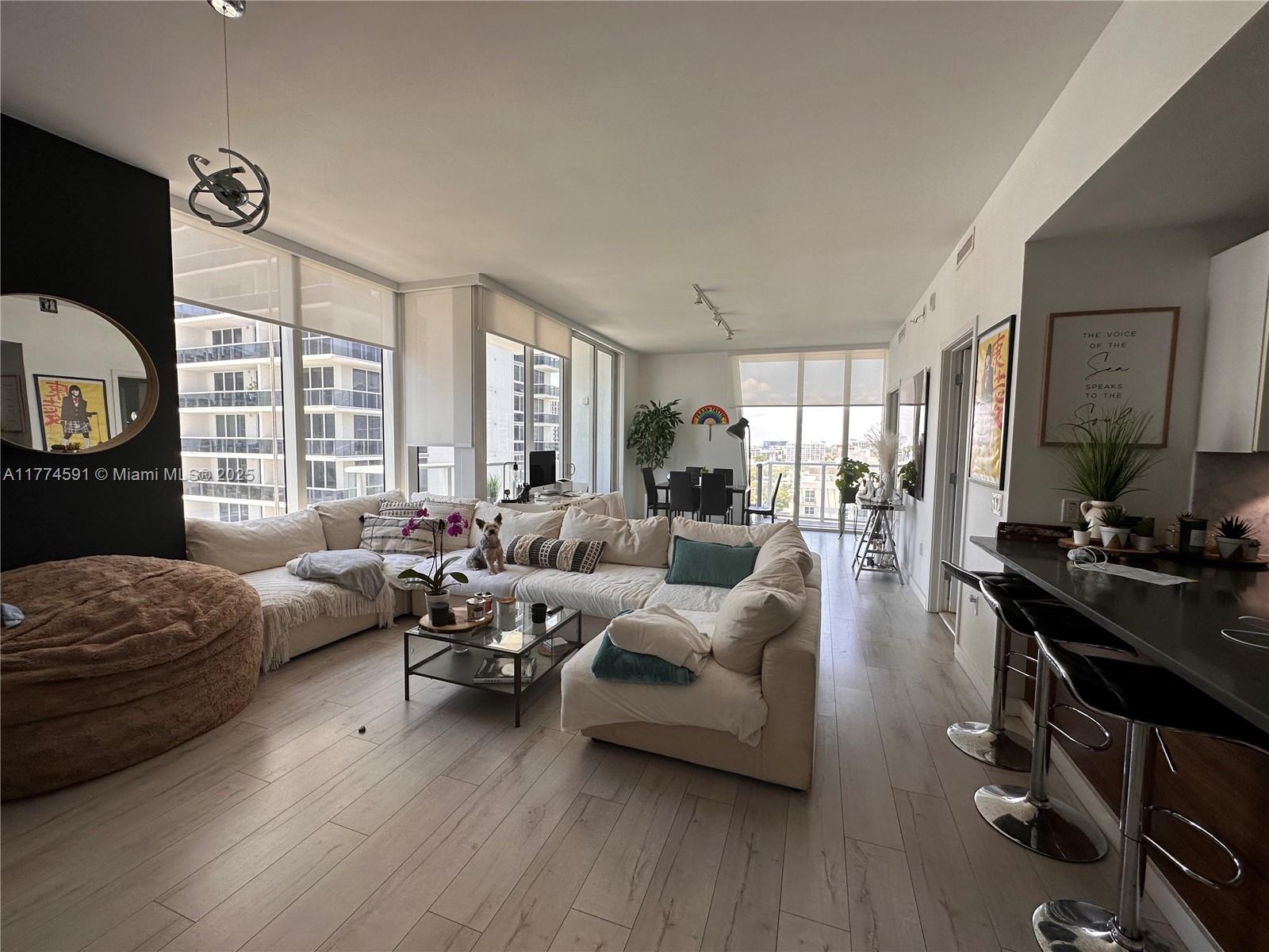THE CRIMSON CONDO - Residential Lease
