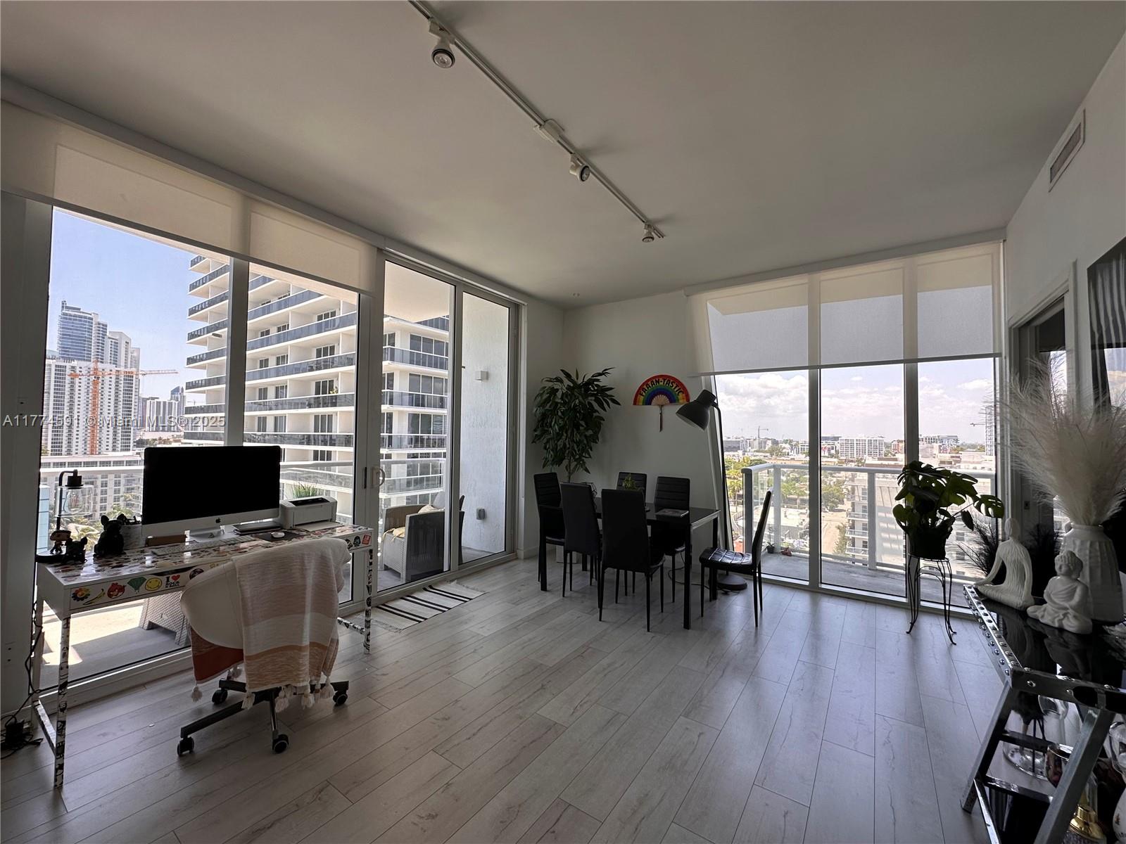 THE CRIMSON CONDO - Residential Lease