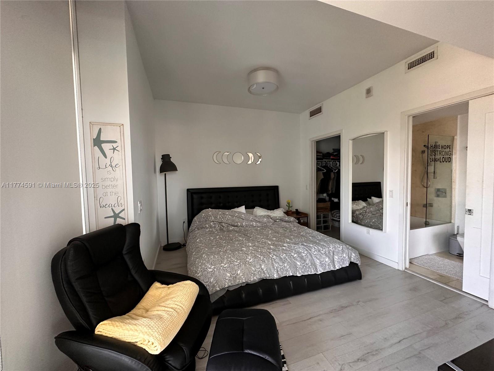 THE CRIMSON CONDO - Residential Lease