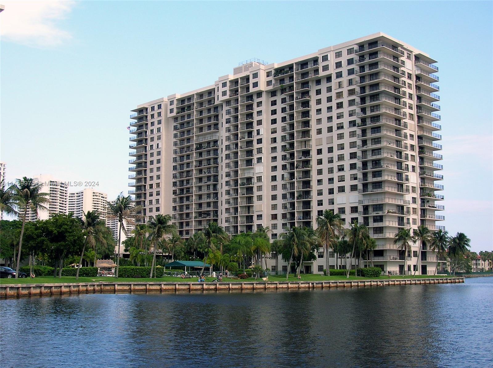 THE CLIPPER AT BISC COVE - Residential Lease
