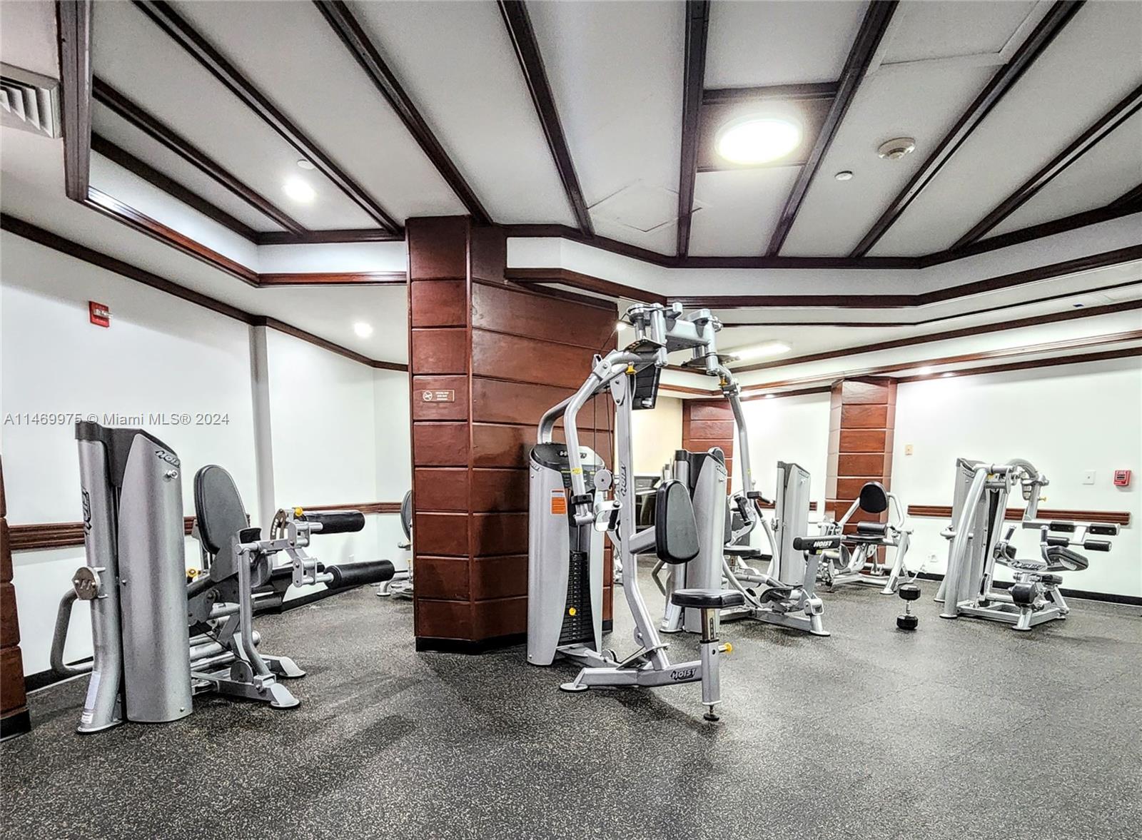 THE CLIPPER AT BISC COVE - Residential Lease