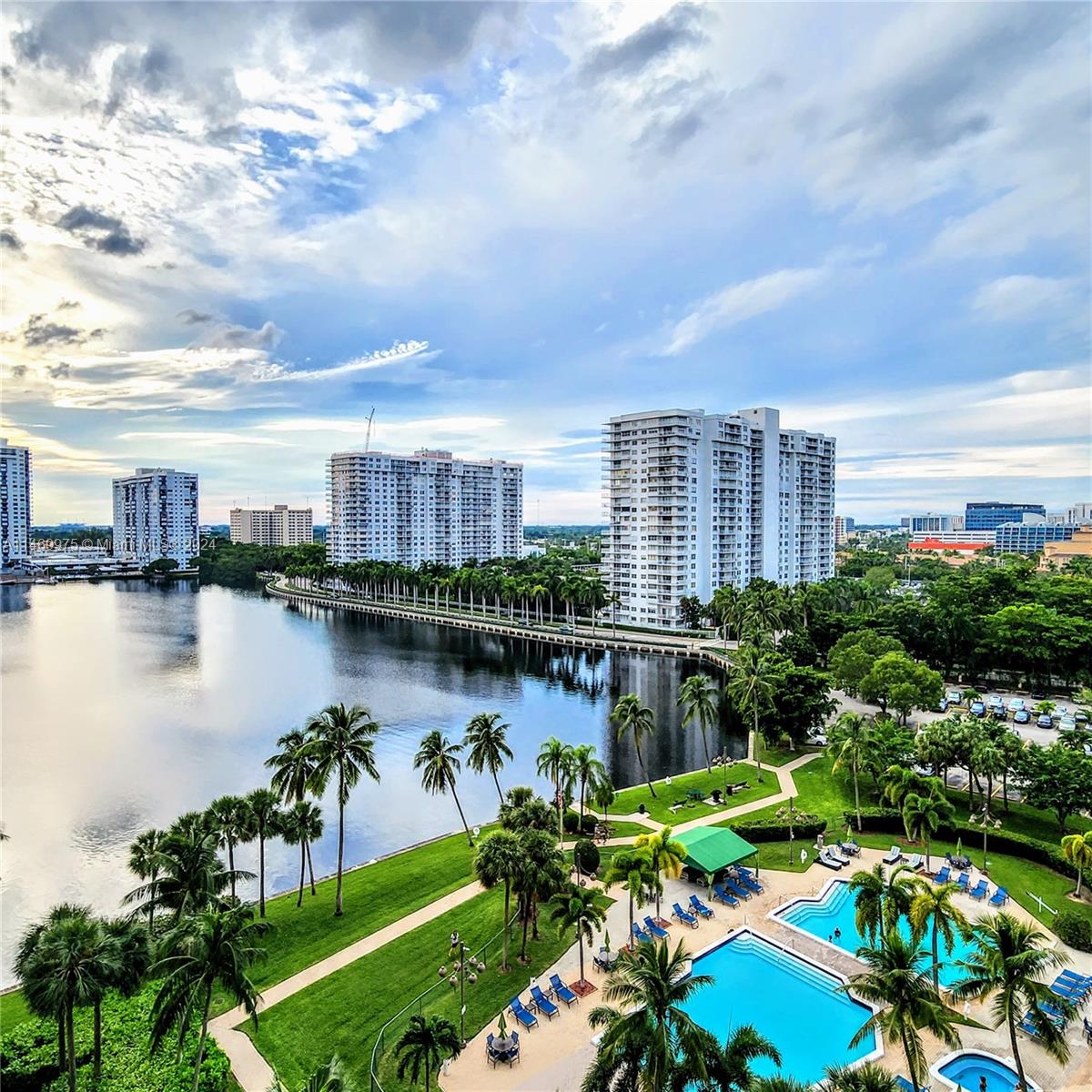 THE CLIPPER AT BISC COVE - Residential Lease