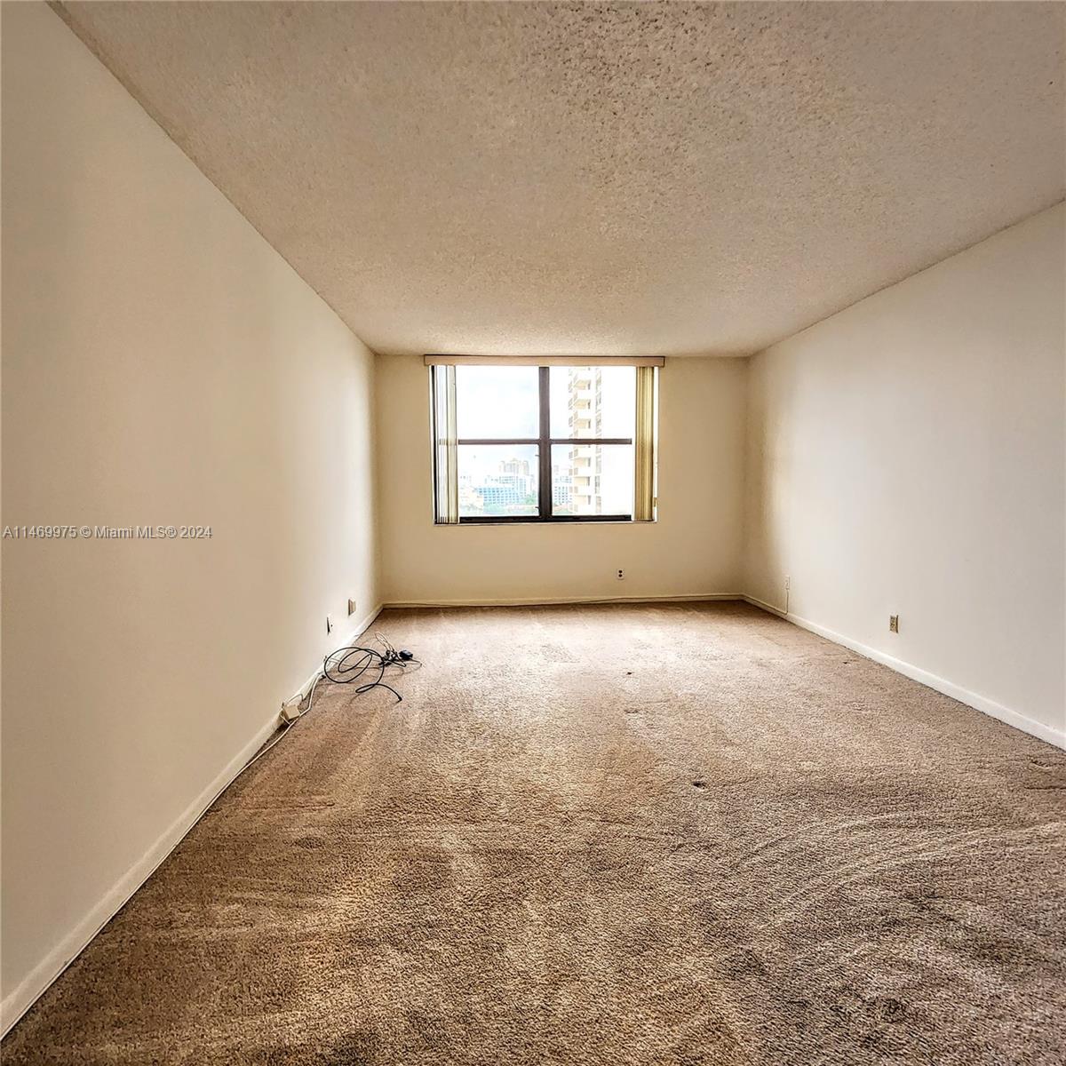 THE CLIPPER AT BISC COVE - Residential Lease