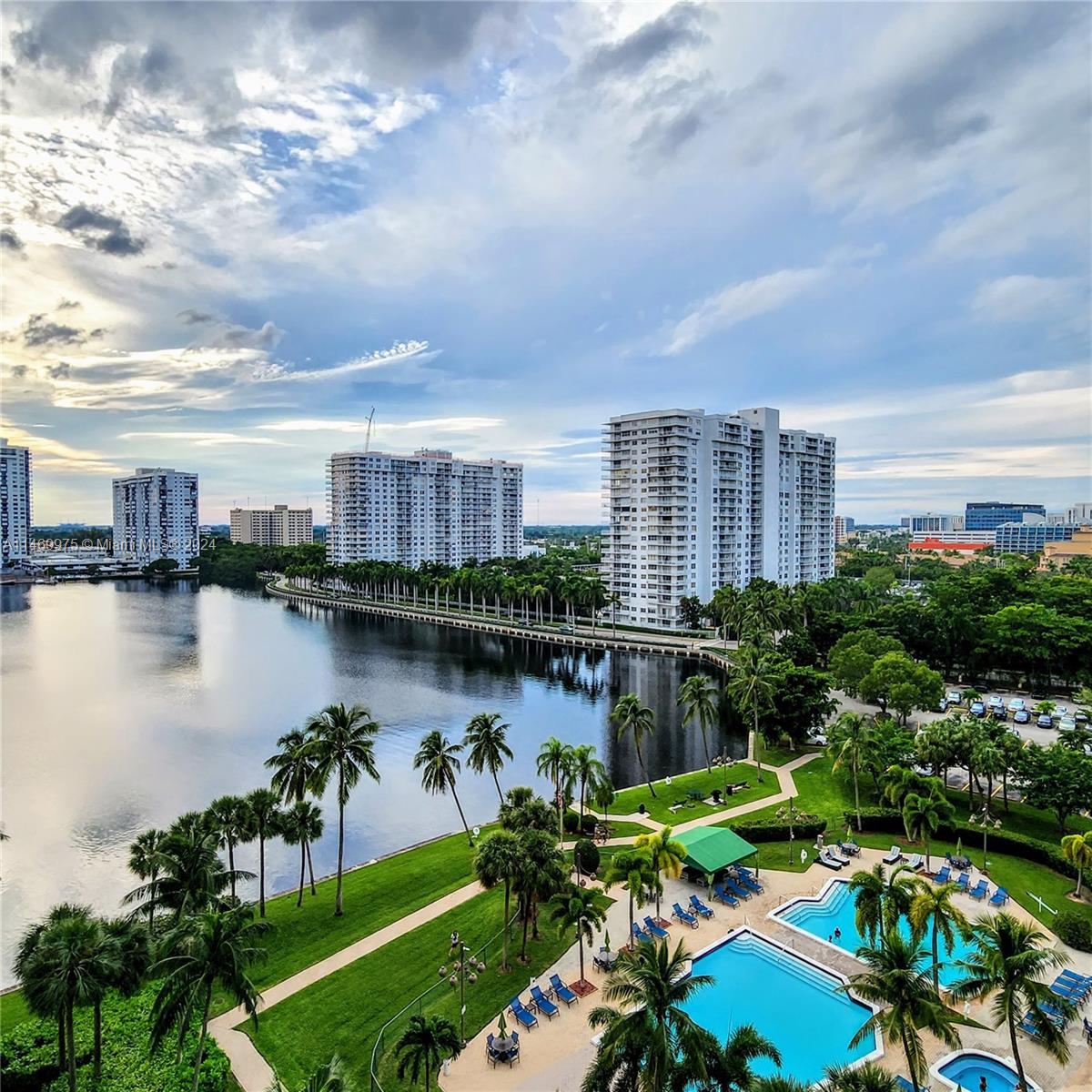 THE CLIPPER AT BISC COVE - Residential Lease