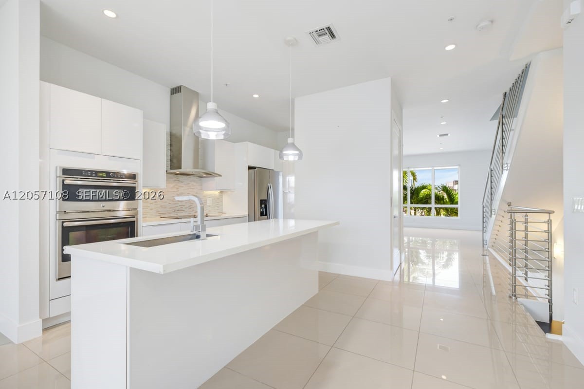 LANDMARK AT DORAL - Residential Lease