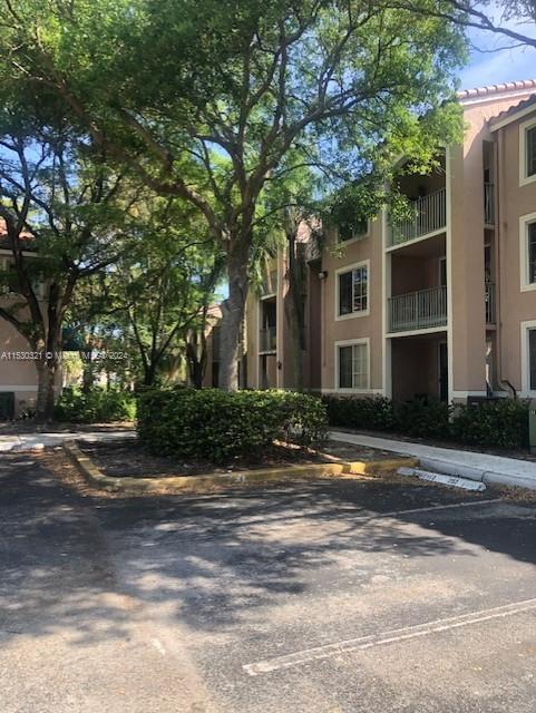 ST ANDREWS CONDO - Residential Lease