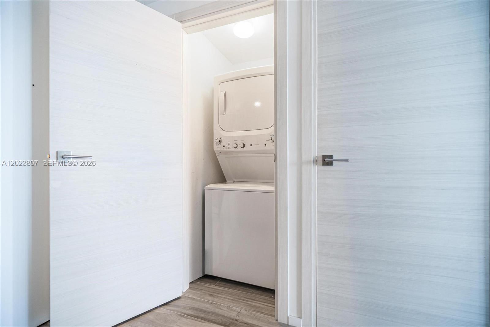 801 SMA RESIDENCES CONDO - Residential