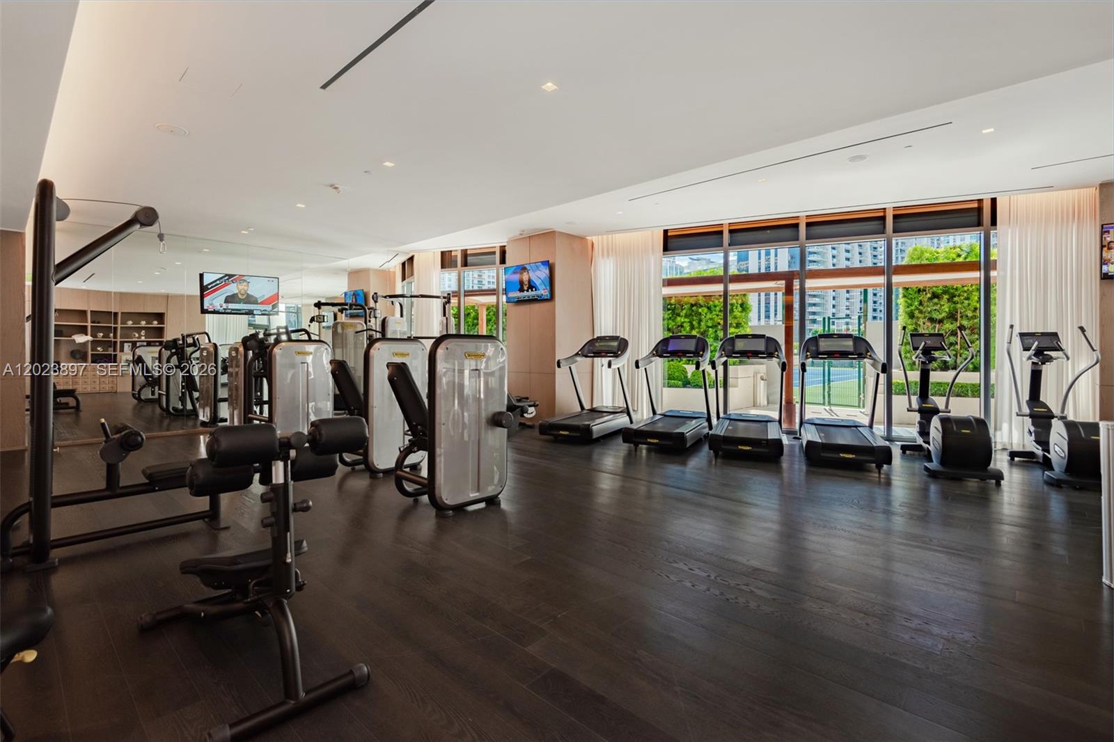 801 SMA RESIDENCES CONDO - Residential