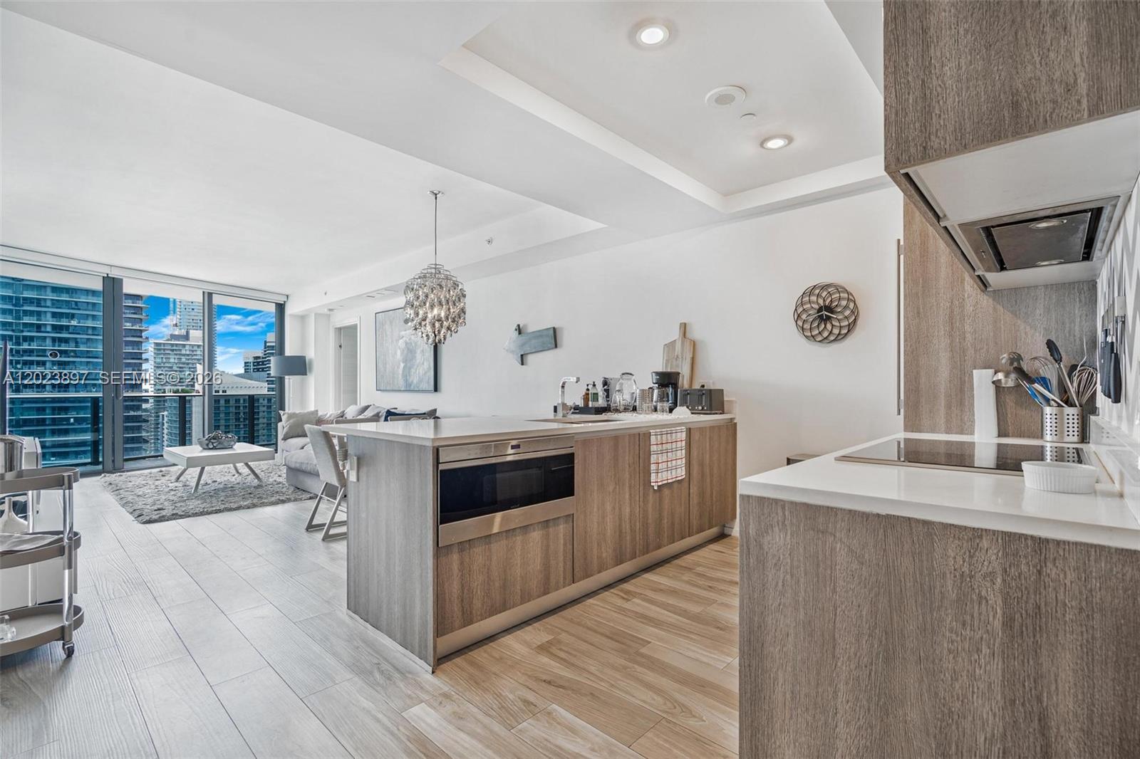 801 SMA RESIDENCES CONDO - Residential