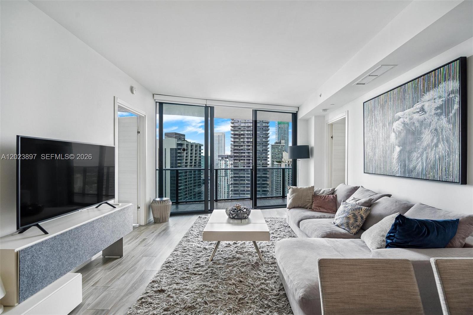 801 SMA RESIDENCES CONDO - Residential