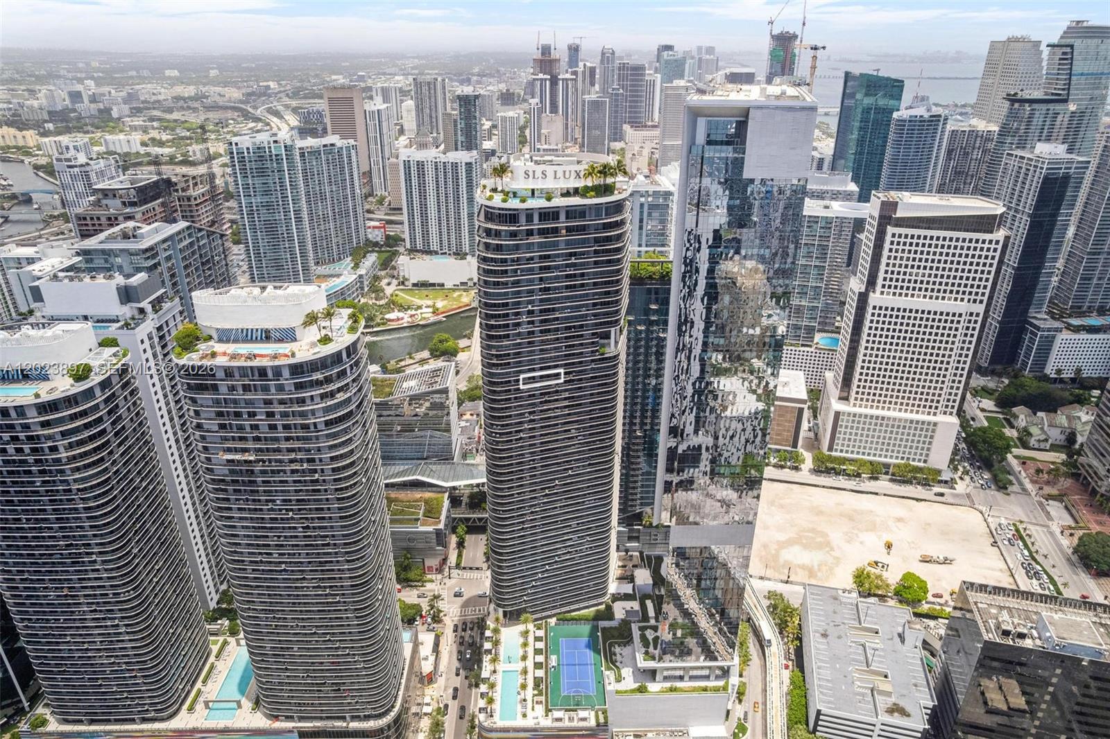 801 SMA RESIDENCES CONDO - Residential