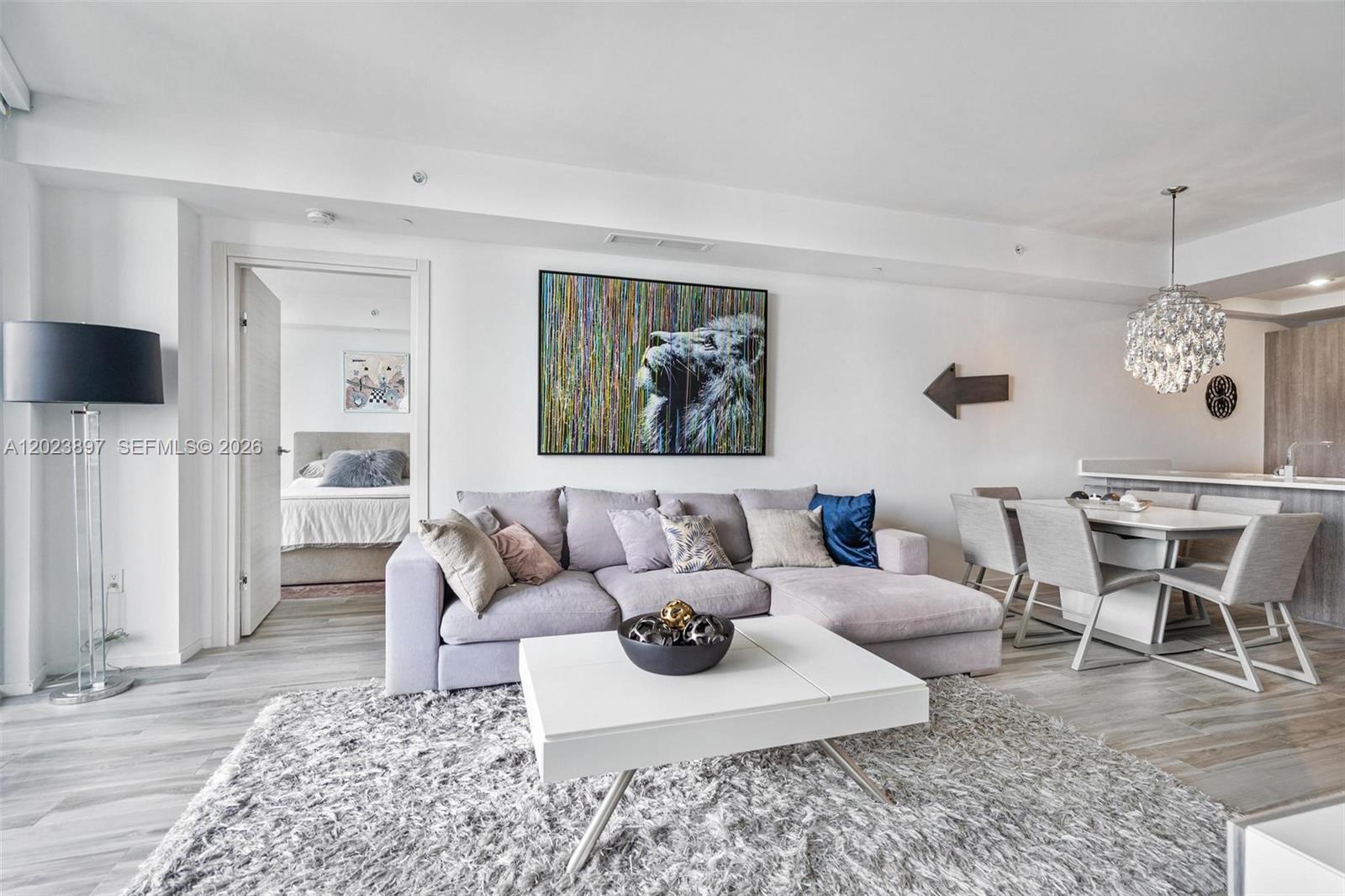 801 SMA RESIDENCES CONDO - Residential